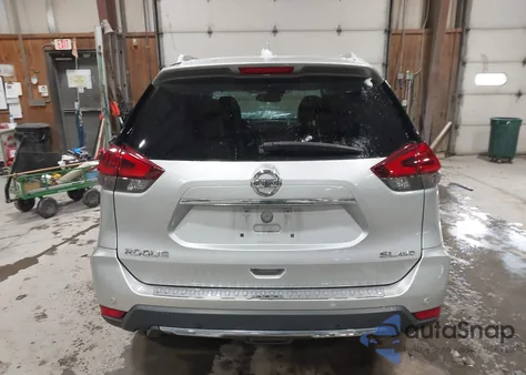 2020 Nissan Rogue Sl Intelligent Awd z USA, uszkodzony, nr VIN 5N1AT2MV0LC712410